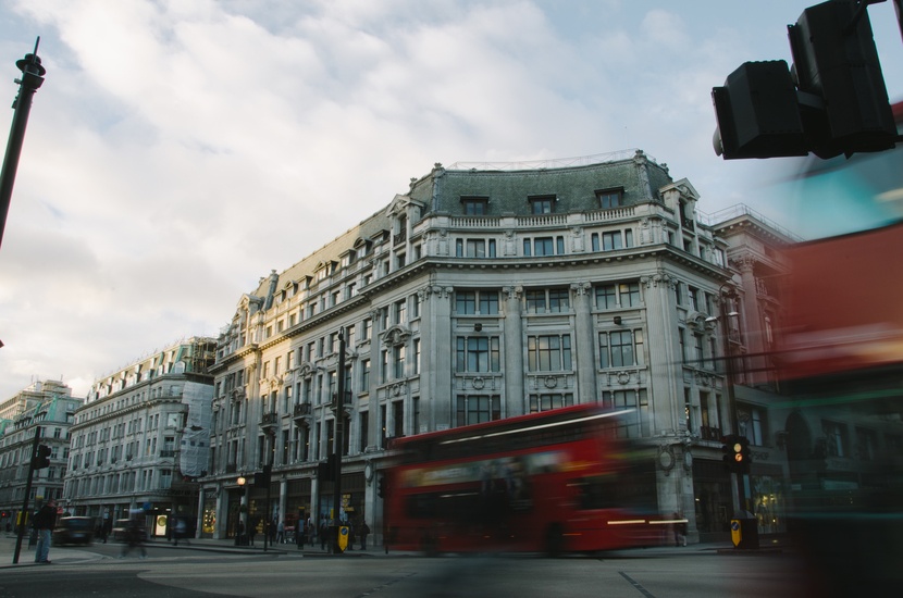 5 awesome tips on how to rent a desk in London