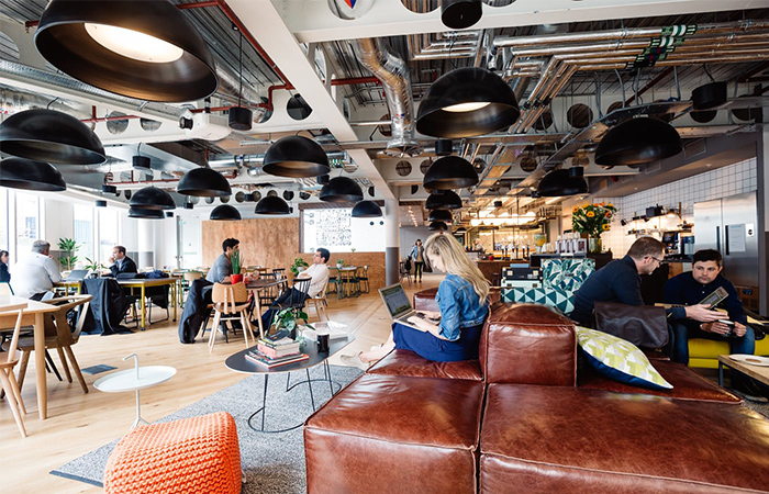 Shared Workspace Etiquette at WeWork