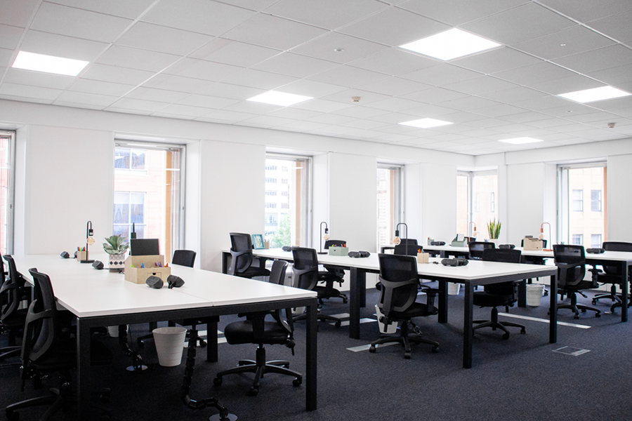 Spacious and airy serviced office in Leeds